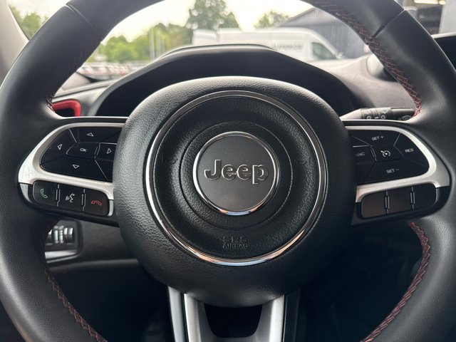 Used 2020 Jeep Renegade Trailhawk AWD/4WD image 19