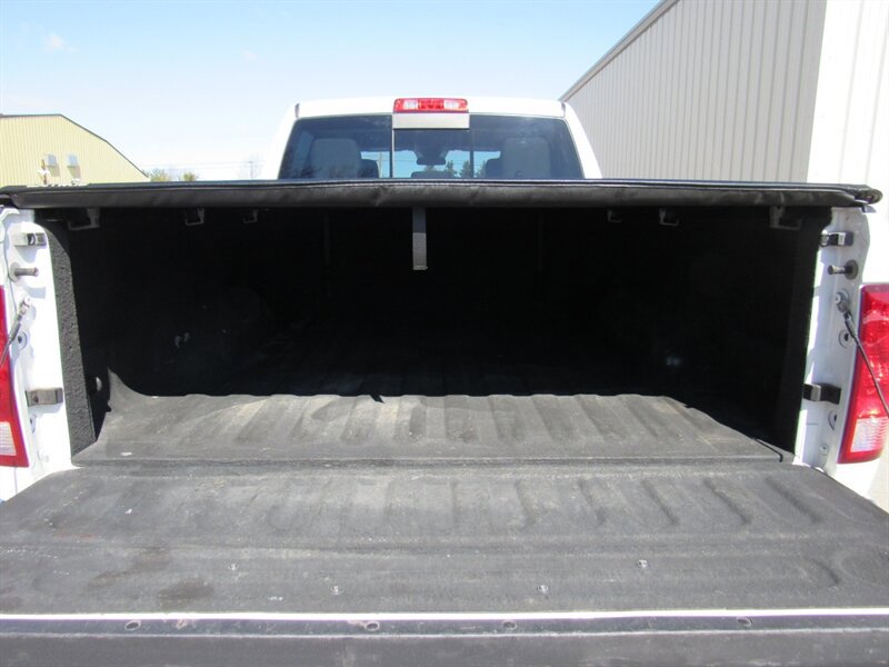 Used 2018 RAM 2500 SLT image 17