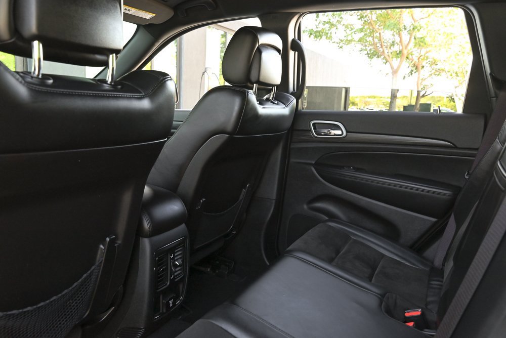 Used 2021 Jeep Grand Cherokee Laredo X image 15