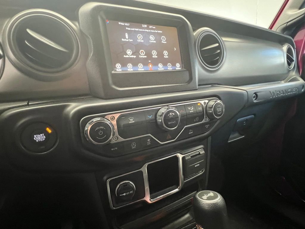 Used 2022 Jeep Wrangler Sport AWD/4WD image 12