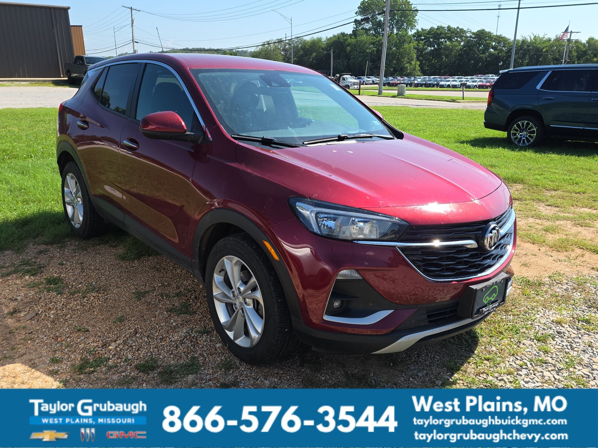 Used 2022 Buick Encore GX Preferred FWD image 1
