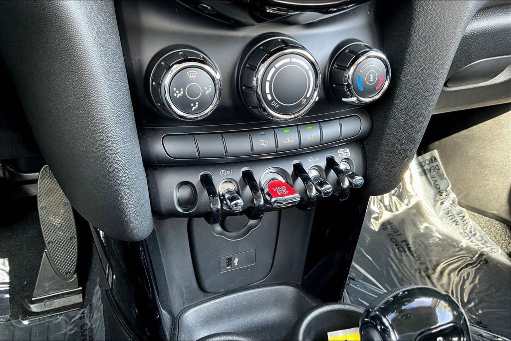 Used 2022 MINI Cooper S image 13