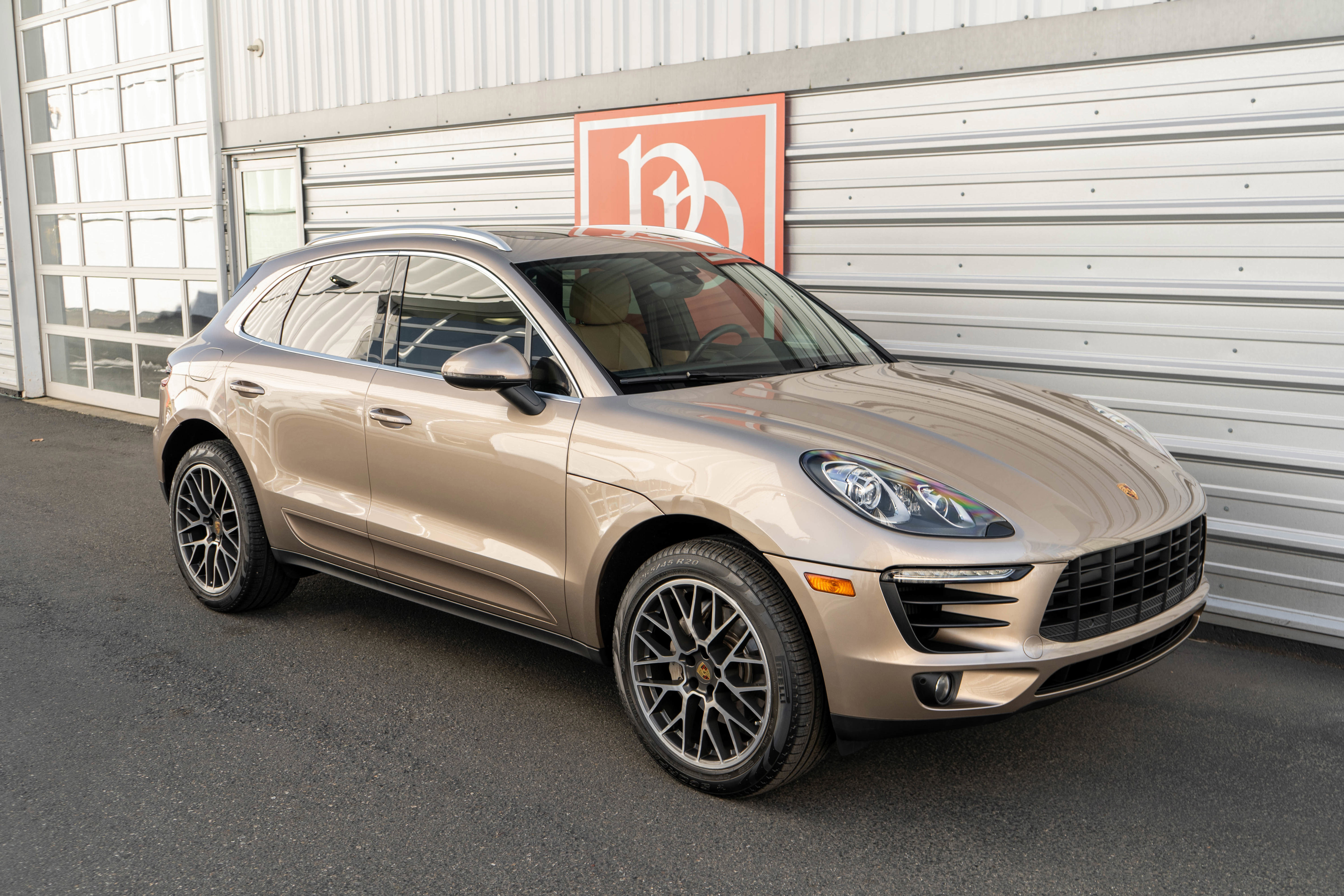 Used 2017 Porsche Macan S w/ Premium Package Plus AWD/4WD image 40