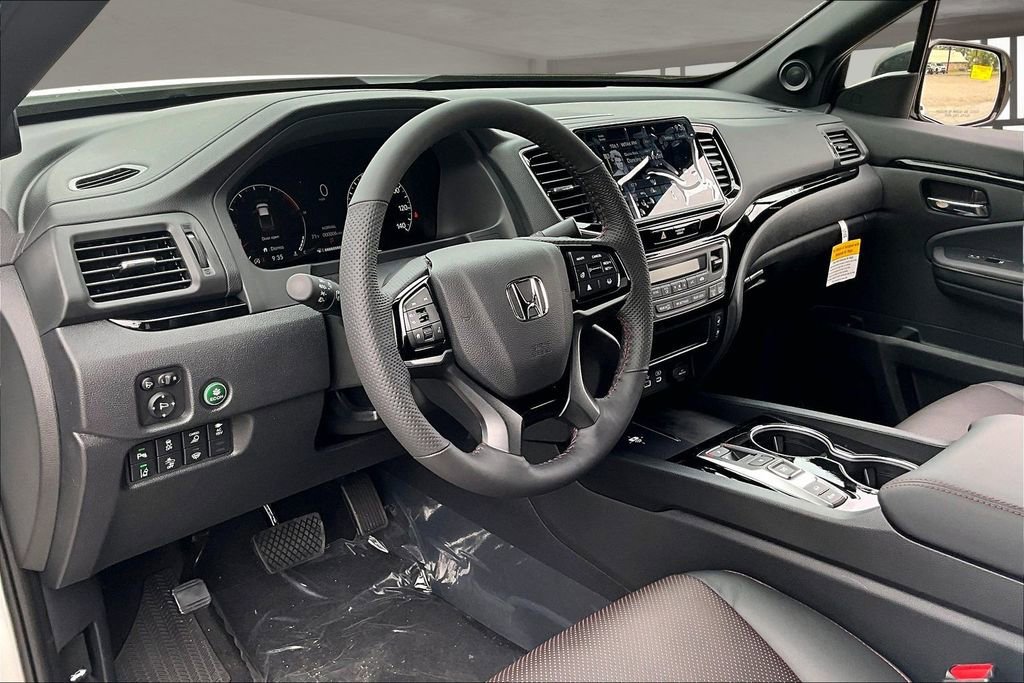 New 2026 Honda Ridgeline Black Edition image 7