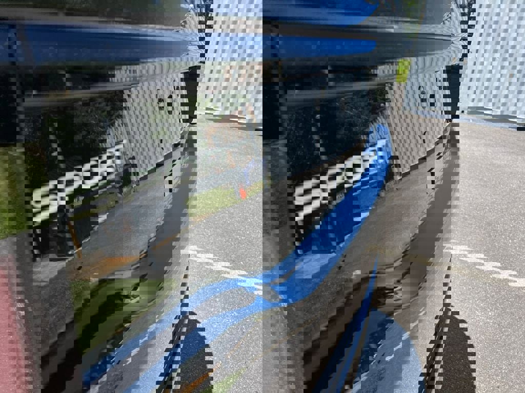 New 2024 Land Rover Discovery Sport S image 5