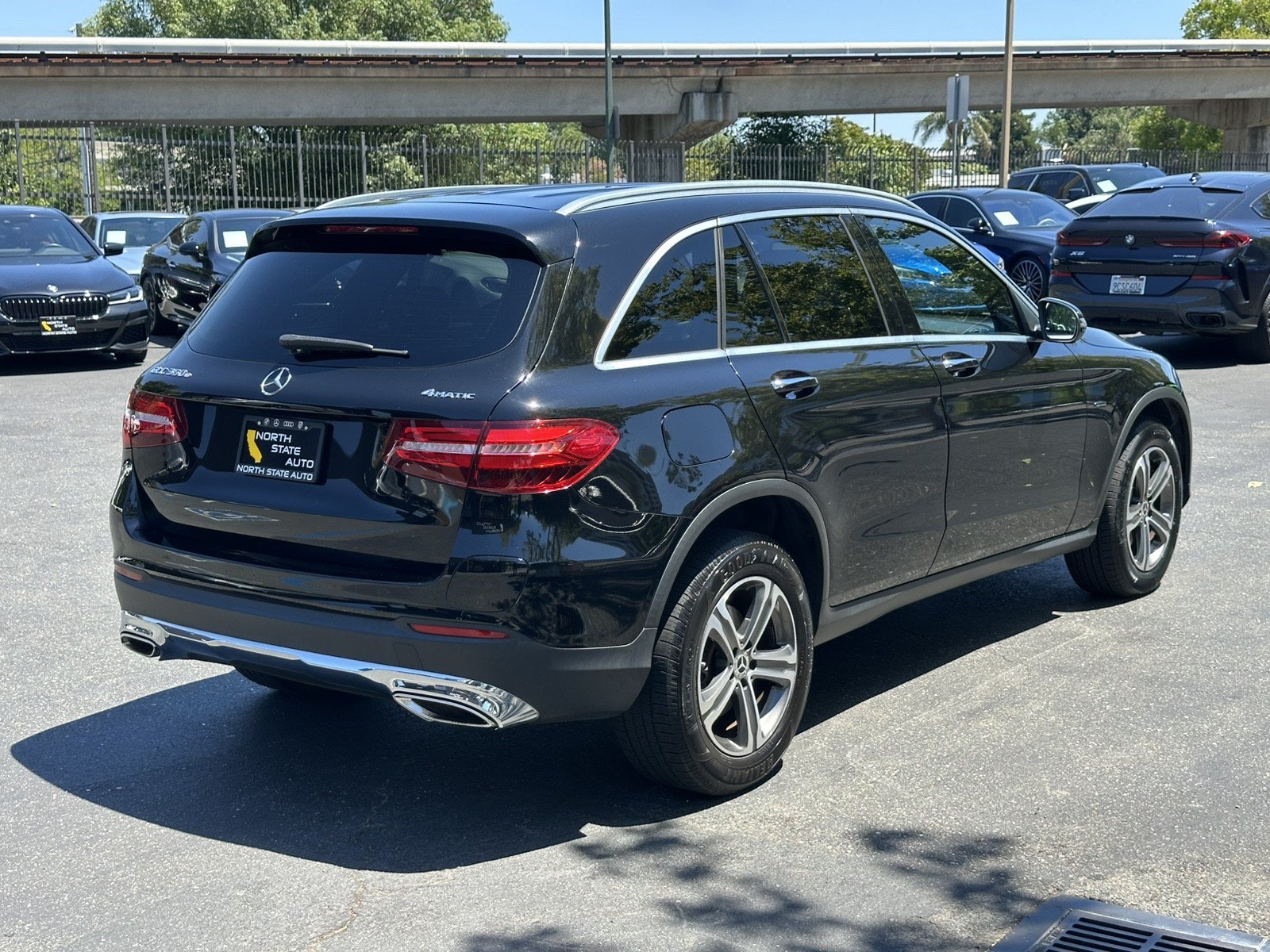 Used 2019 Mercedes-Benz GLC 350e 4MATIC image 8