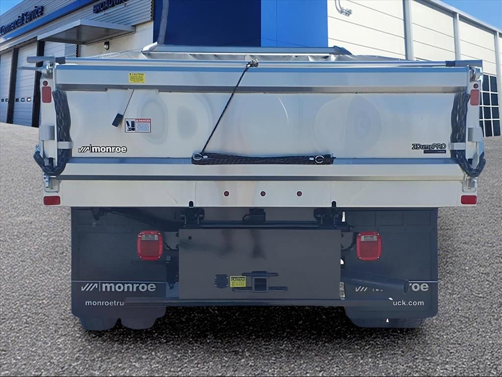 New 2025 Ford F550 4x4 Regular Cab Super Duty image 27