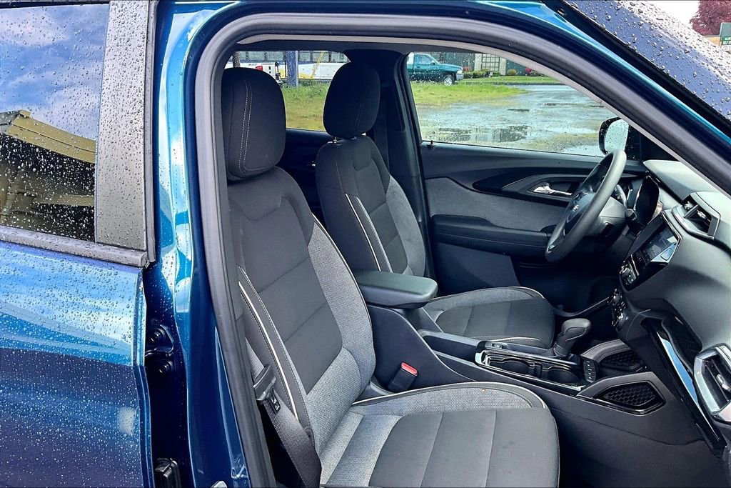 Used 2021 Chevrolet TrailBlazer LT w/ Convenience Package image 10