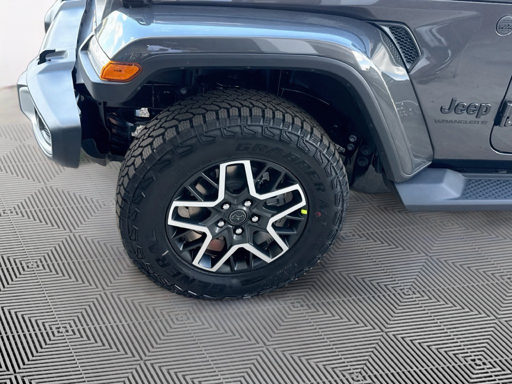 New 2027 Jeep Wrangler Unlimited Sahara AWD/4WD image 35