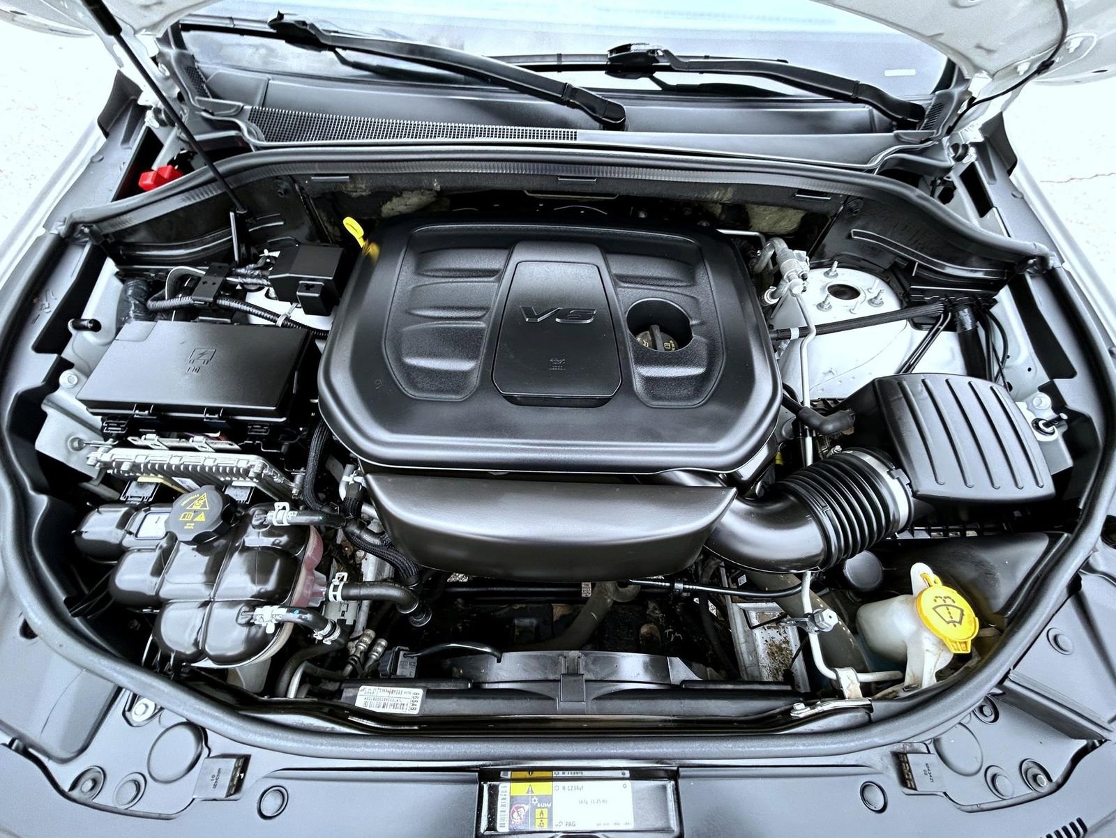 Used 2020 Jeep Grand Cherokee Altitude image 24