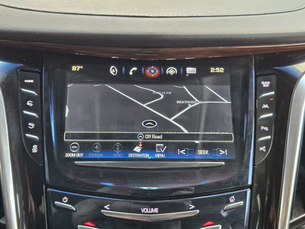 Used 2017 Cadillac Escalade Luxury RWD image 16