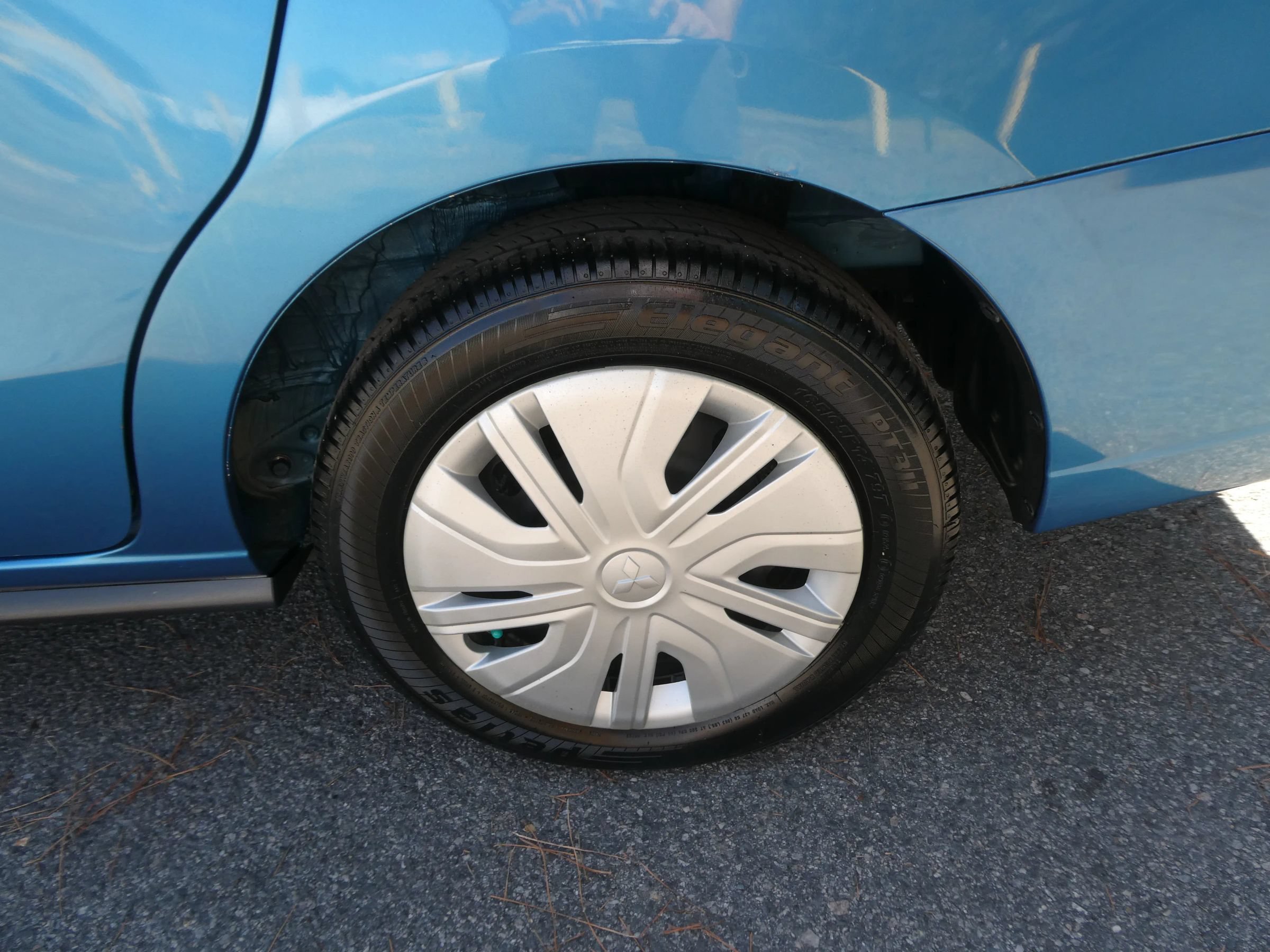 Used 2020 Mitsubishi Mirage G4 ES FWD image 31