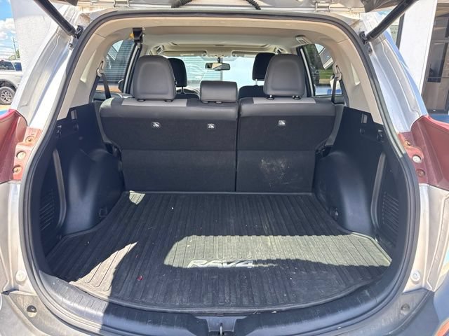 Used 2015 Toyota RAV4 Limited w/ Outdoor Package AWD/4WD image 5
