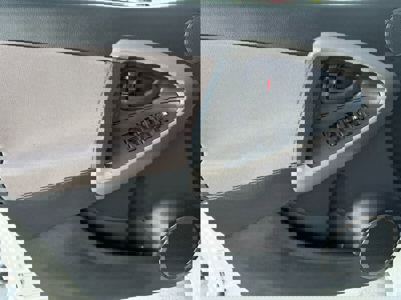 Used 2006 Toyota RAV4 2WD image 20