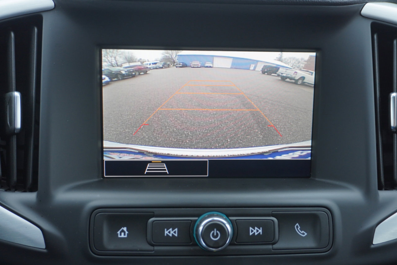 Used 2022 GMC Terrain SLE image 16