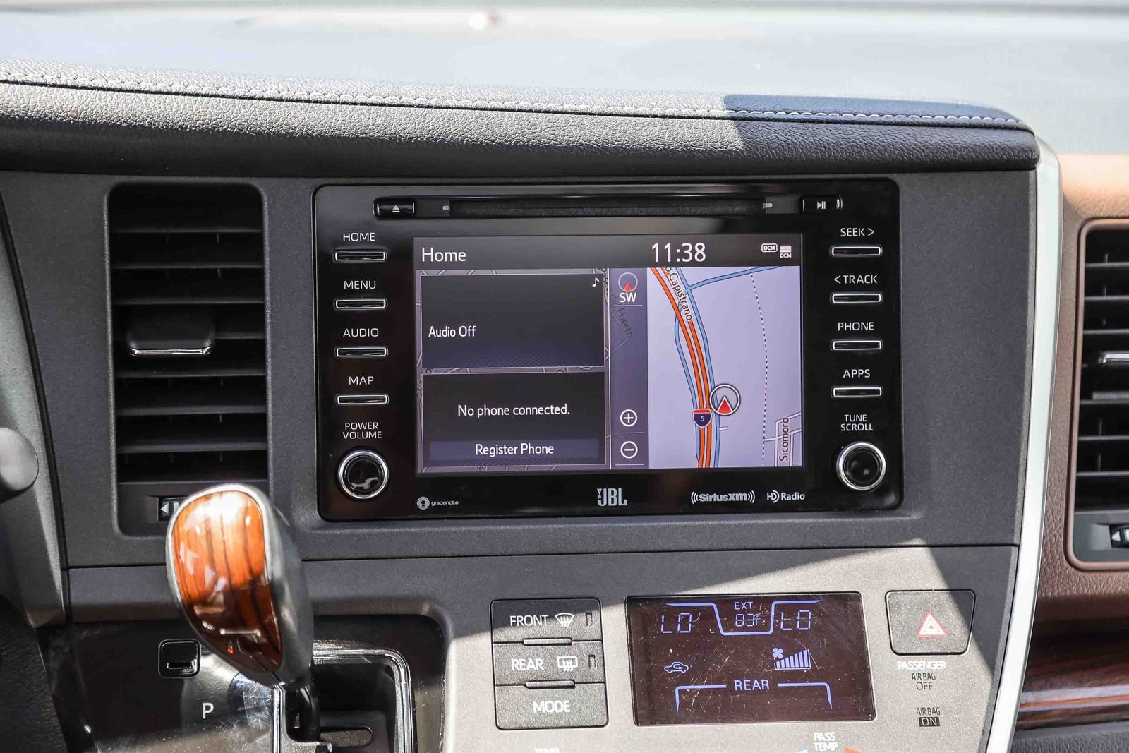 Certified 2020 Toyota Sienna Limited w/ Preferred Accessory Package FWD image 14