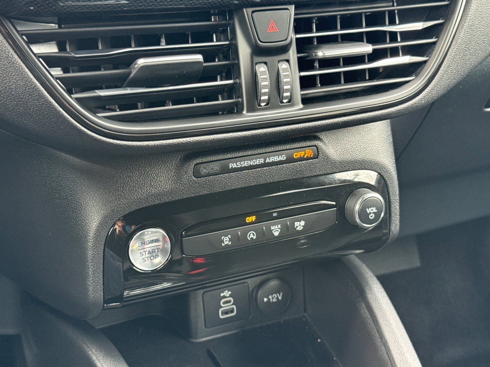 Used 2024 Ford Escape ST-Line w/ Tech Pack #1 image 23