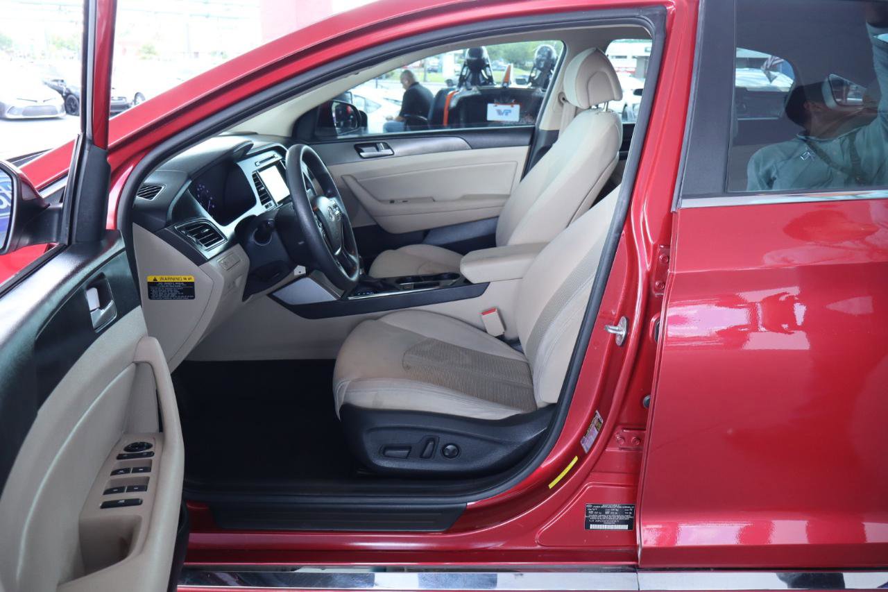 Used 2017 Hyundai Sonata Sport image 15