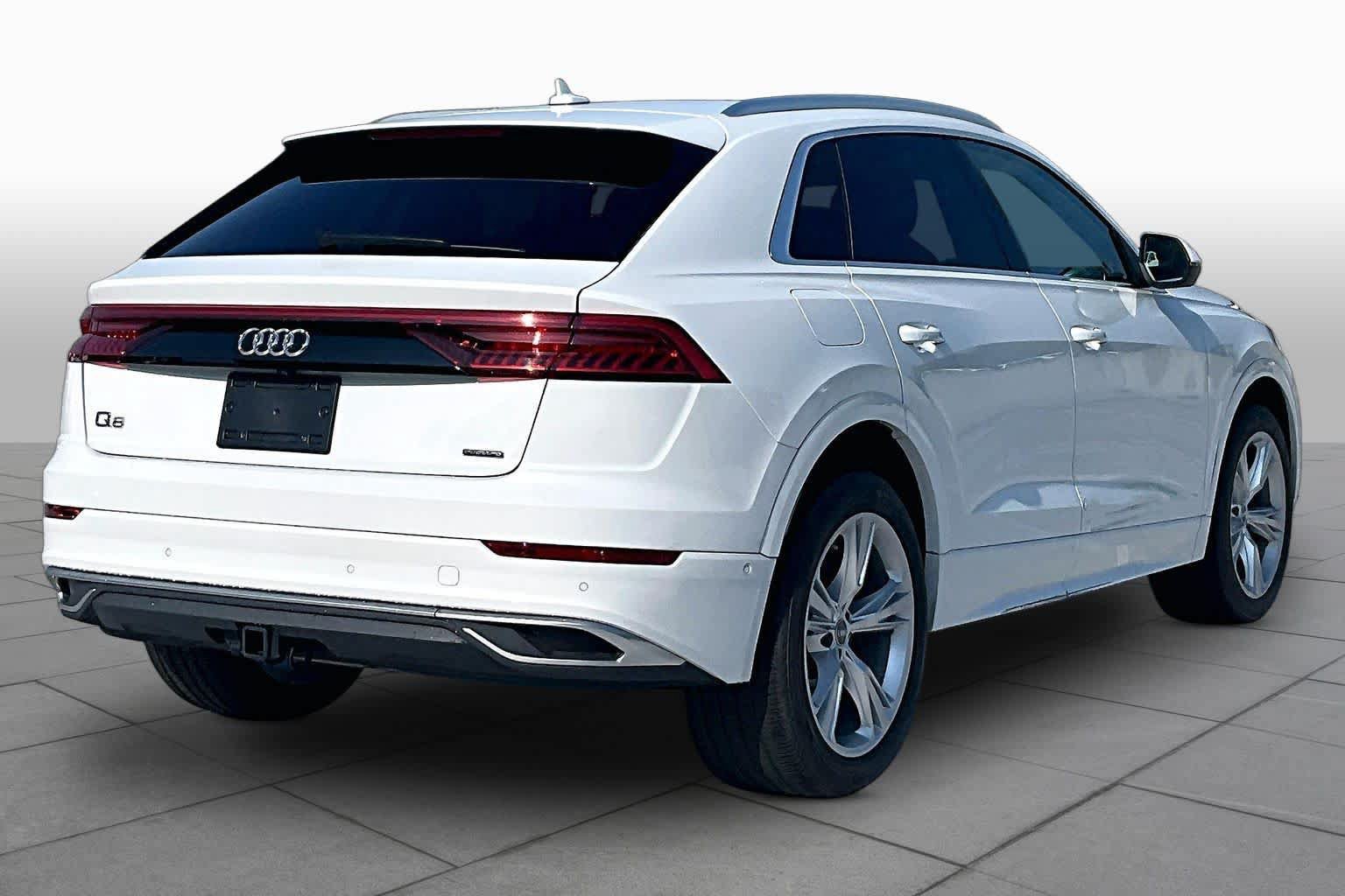 Used 2019 Audi Q8 Prestige w/ Towing Package AWD/4WD image 13