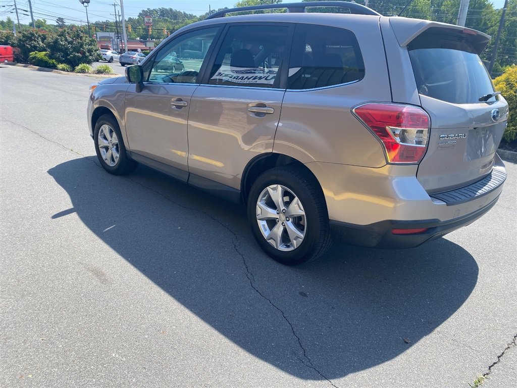Used 2014 Subaru Forester 2.5i Limited w/ Popular Package #1 AWD/4WD image 4