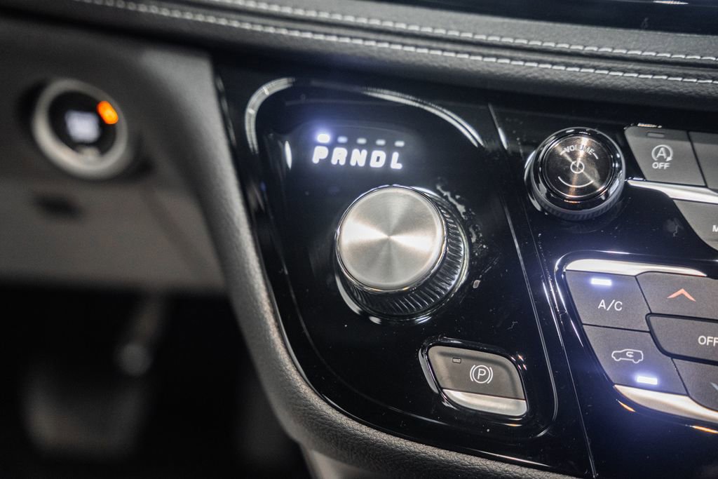 New 2026 Chrysler Pacifica Select image 23