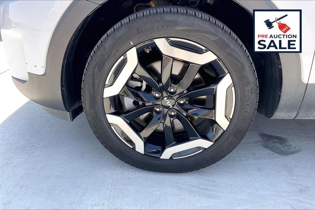 Used 2025 Kia Telluride S AWD/4WD image 9