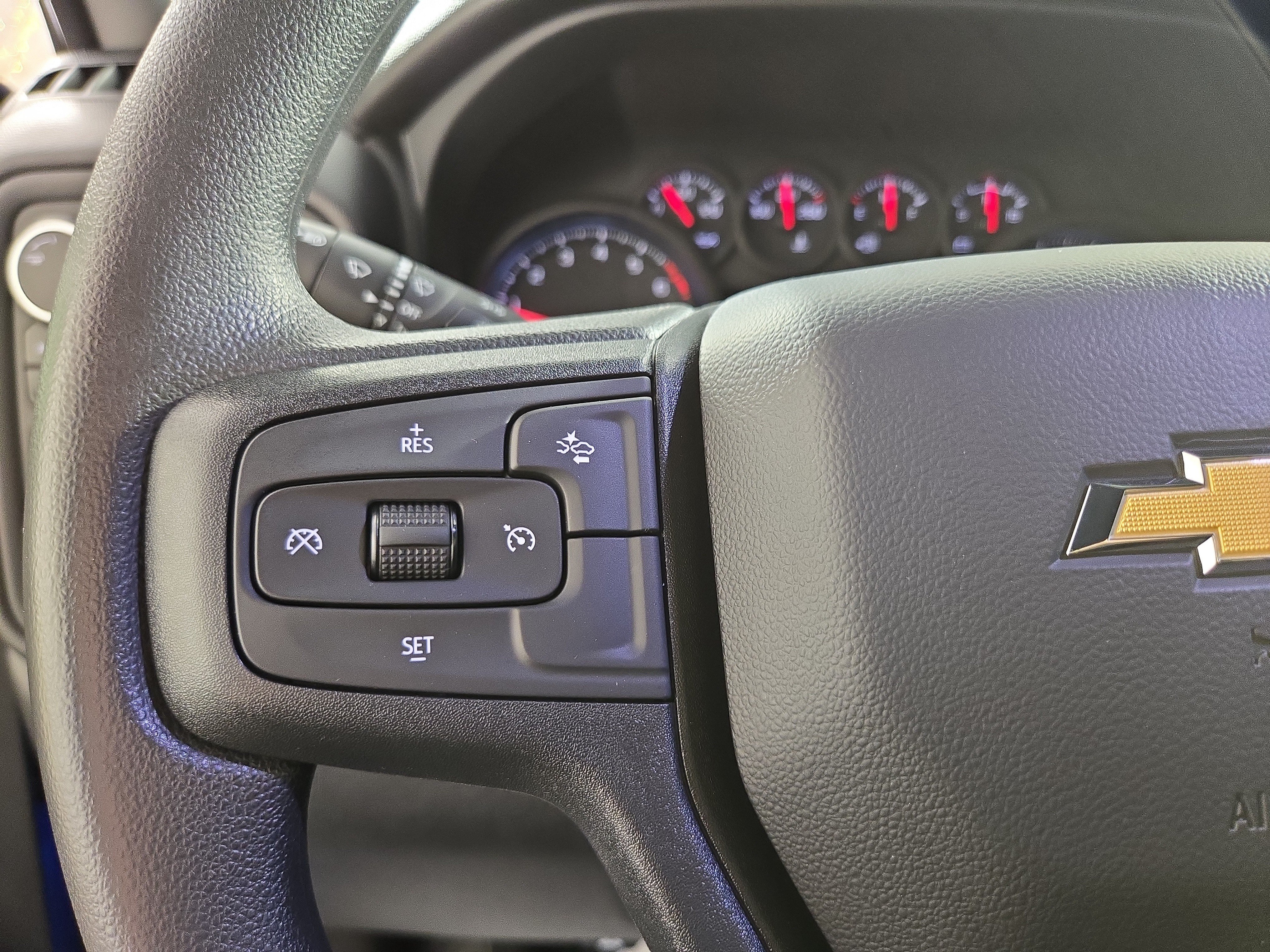 Certified 2026 Chevrolet Silverado 1500 Custom w/ LPO, Dark Essentials Package AWD/4WD image 15