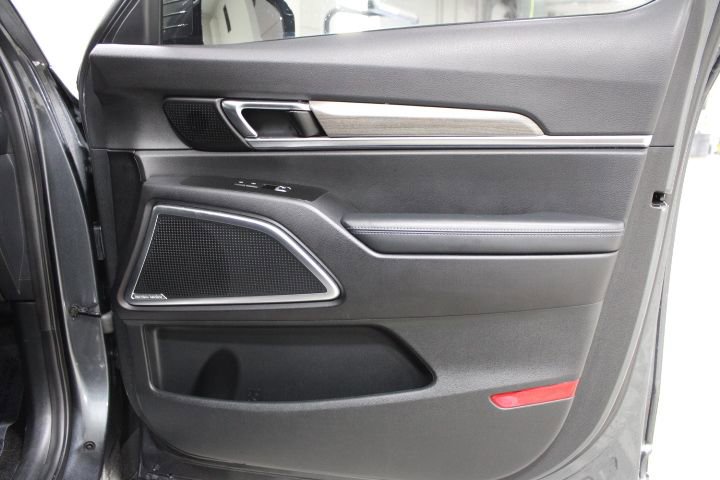 Used 2020 Kia Telluride SX image 26