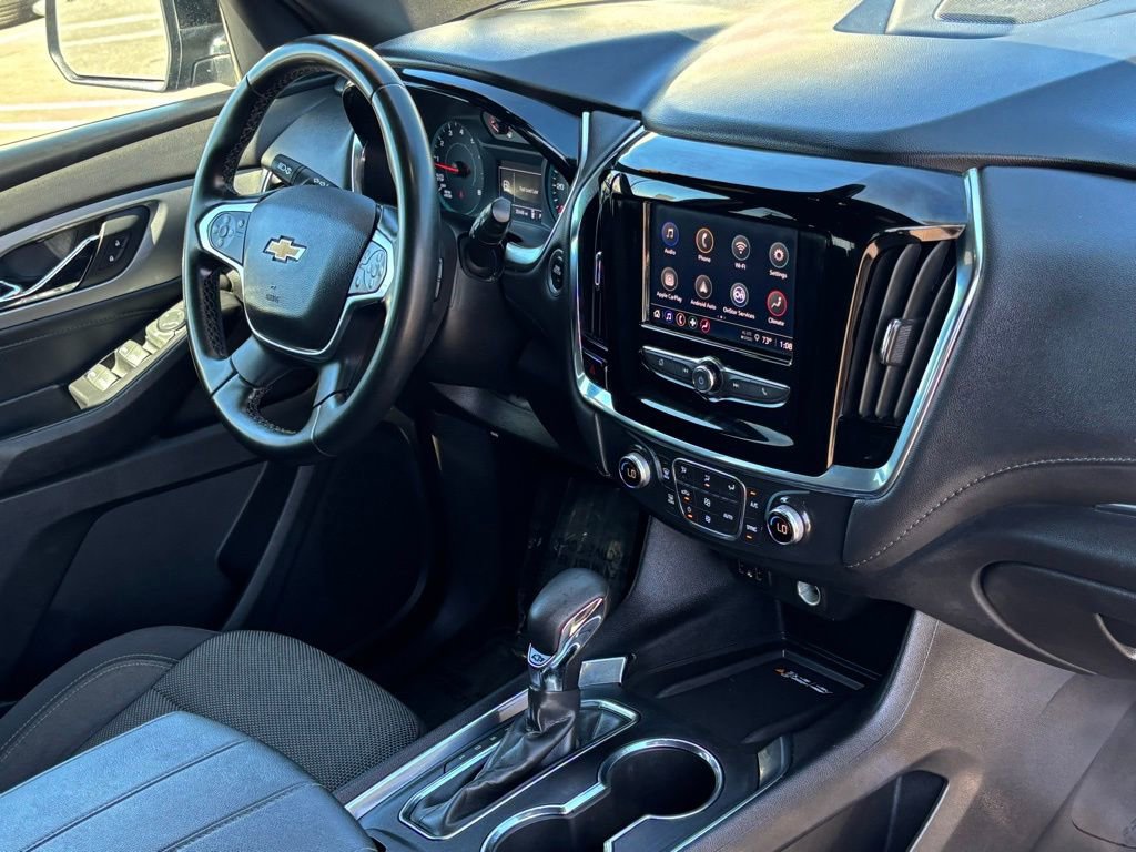 Used 2023 Chevrolet Traverse LT image 27