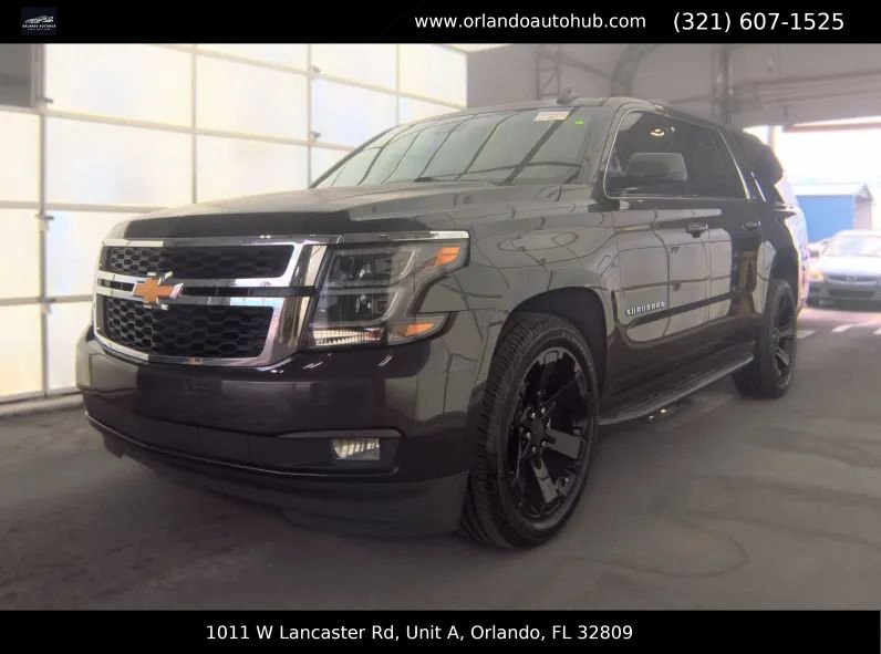 Used 2017 Chevrolet Suburban LT RWD image 1