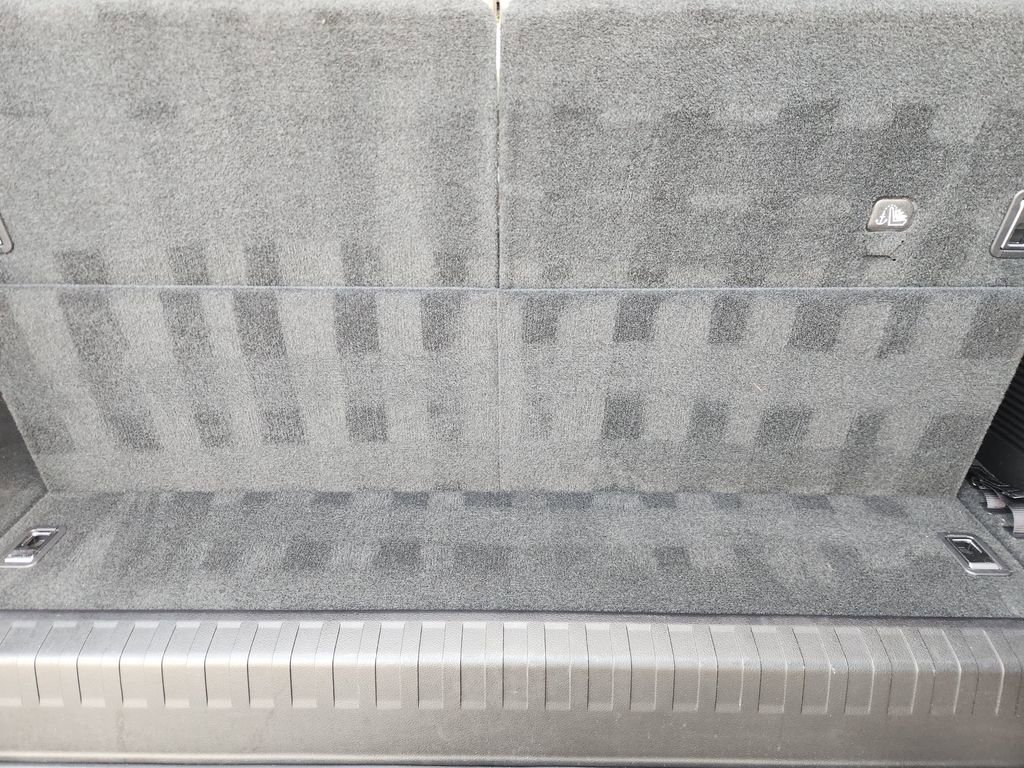 Used 2022 Lexus GX 460 Luxury w/ Sport Design Package image 34