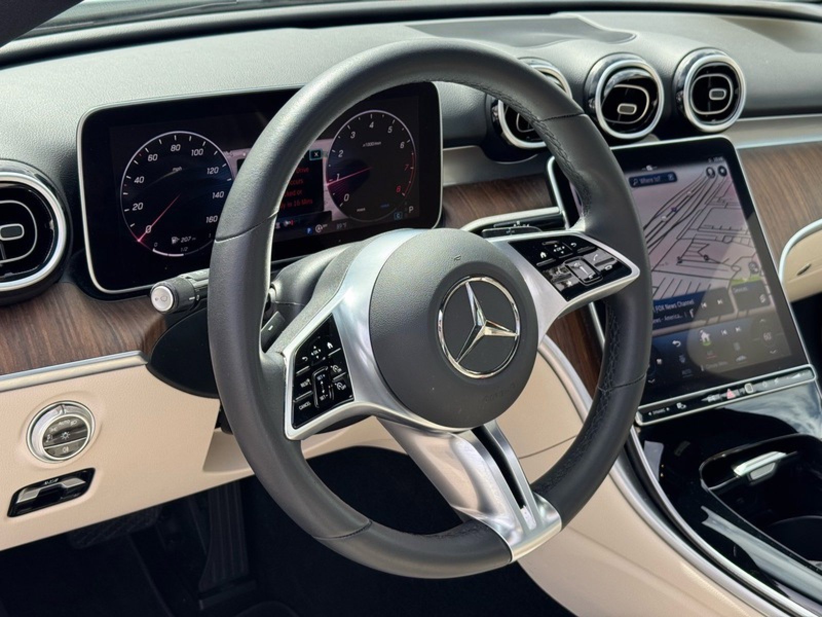 Certified 2024 Mercedes-Benz C 300 Sedan image 28