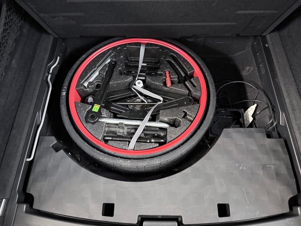 Used 2019 Porsche Cayenne S AWD/4WD image 32