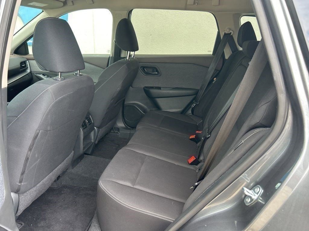 Used 2023 Nissan Rogue S FWD image 9