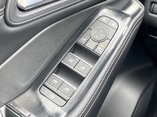 Used 2025 Nissan Rogue SL image 28