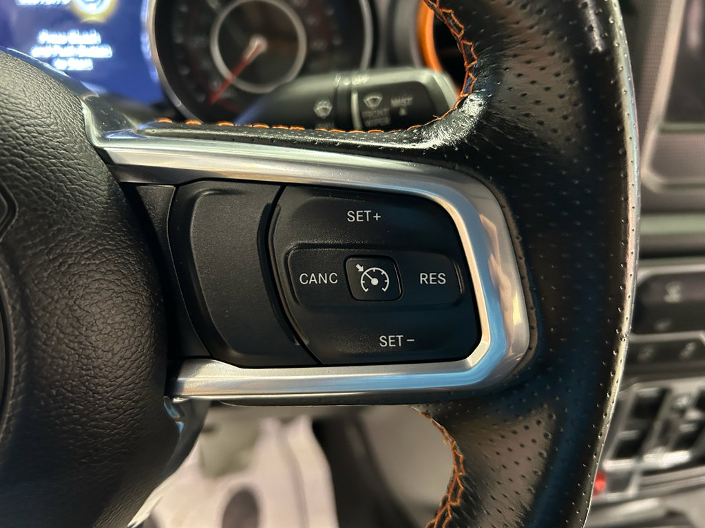 Used 2021 Jeep Gladiator Mojave AWD/4WD image 11