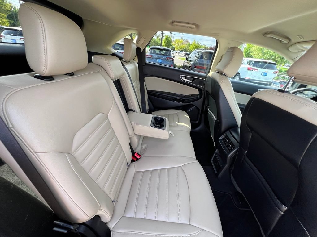 Used 2023 Ford Edge SEL AWD/4WD image 24
