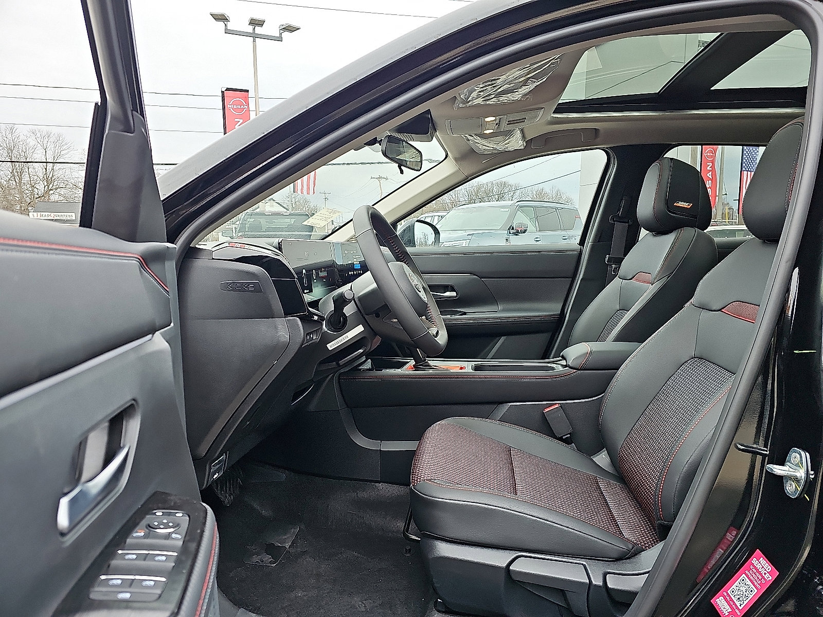New 2026 Nissan Kicks SR w/ SR Premium Package AWD/4WD image 9