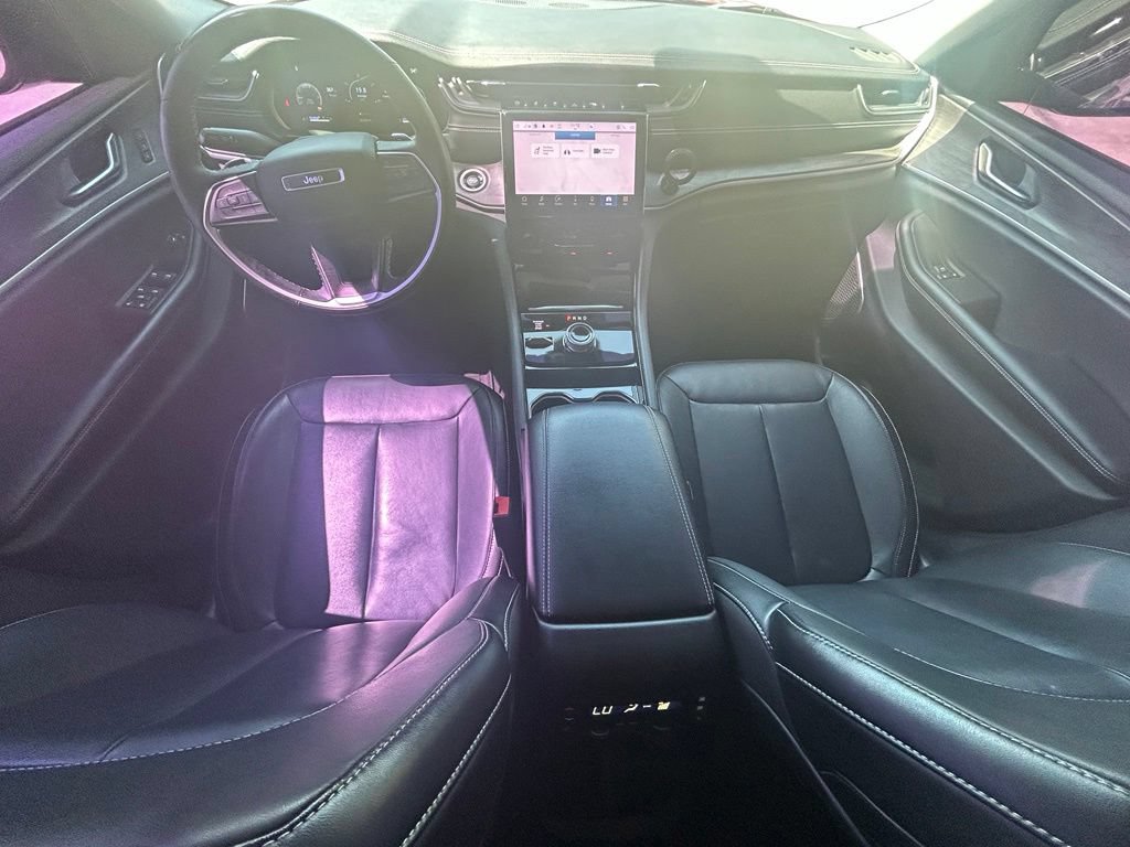 Used 2021 Jeep Grand Cherokee L Limited AWD/4WD image 10