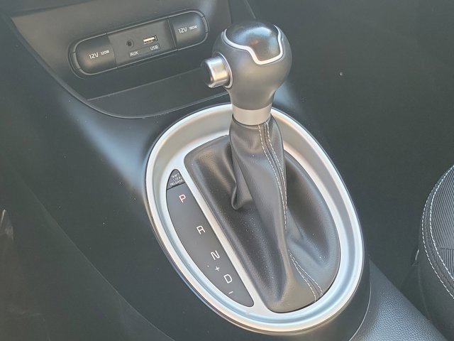 Used 2018 Kia Soul + image 25