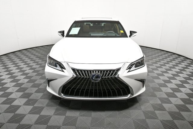 Used 2022 Lexus ES 300h w/ Premium Package image 37