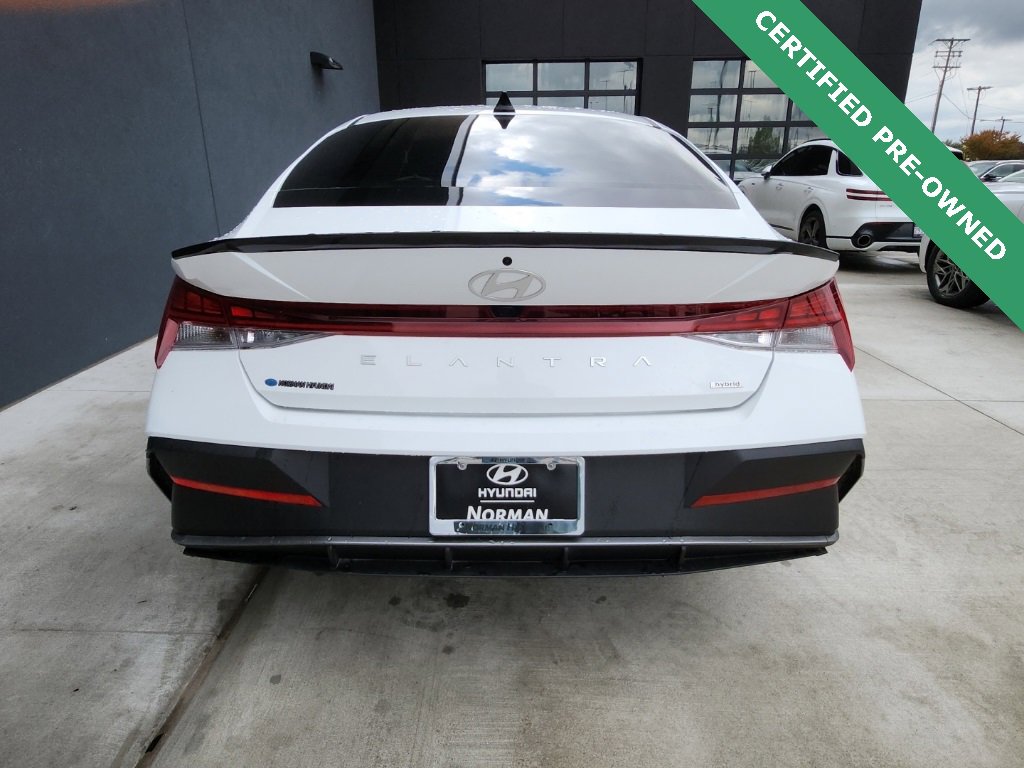 Certified 2025 Hyundai Elantra SEL image 6