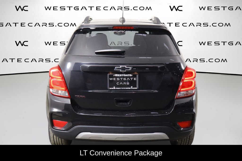 Used 2020 Chevrolet Trax LT w/ Redline Edition FWD image 4