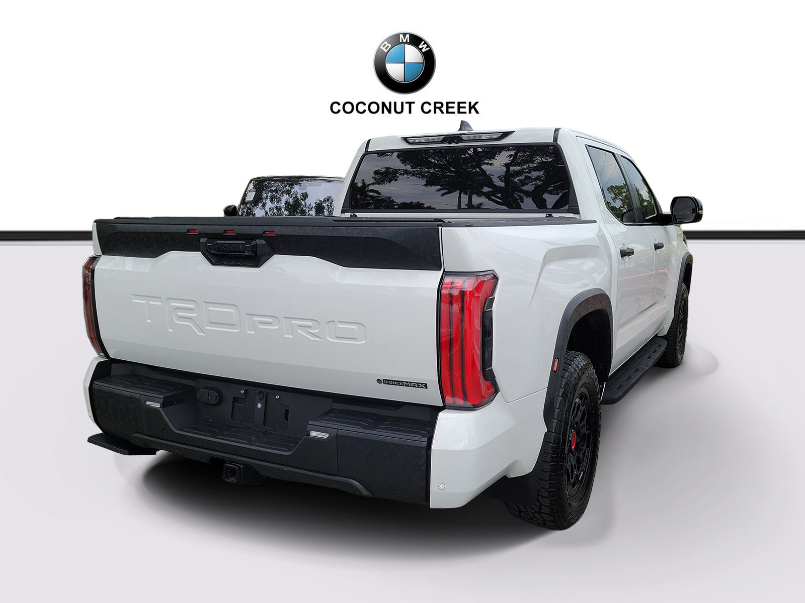 Used 2025 Toyota Tundra TRD Pro AWD/4WD image 4