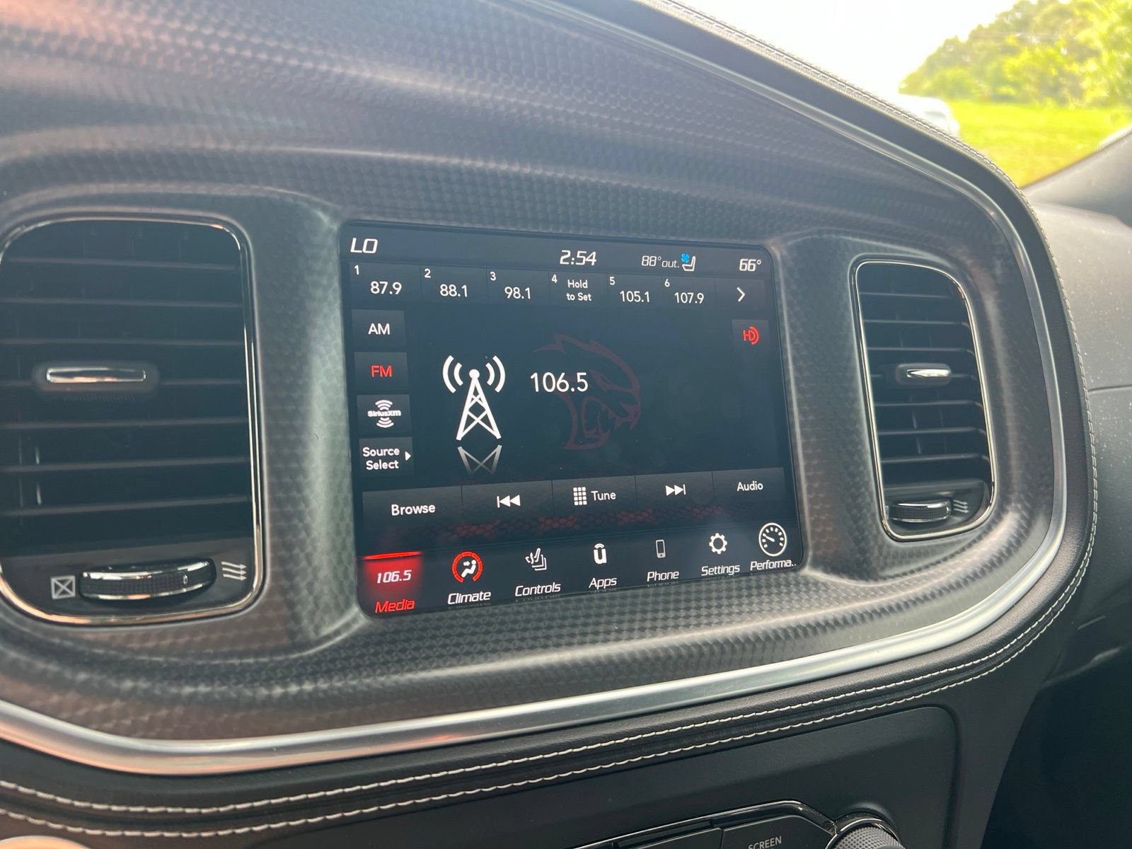 Used 2022 Dodge Charger SRT Hellcat w/ Harman/Kardon Audio Group RWD image 17