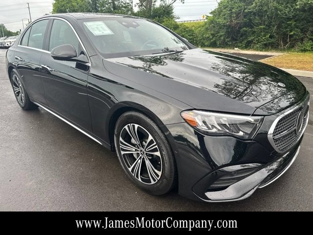 Certified 2025 Mercedes-Benz E 350 4MATIC Sedan image 4
