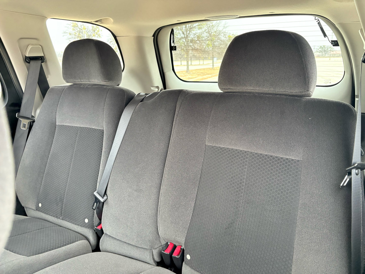 Used 2007 GMC Envoy SLE image 26