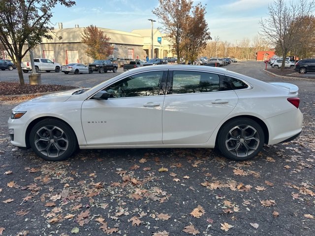 Used 2019 Chevrolet Malibu RS image 2
