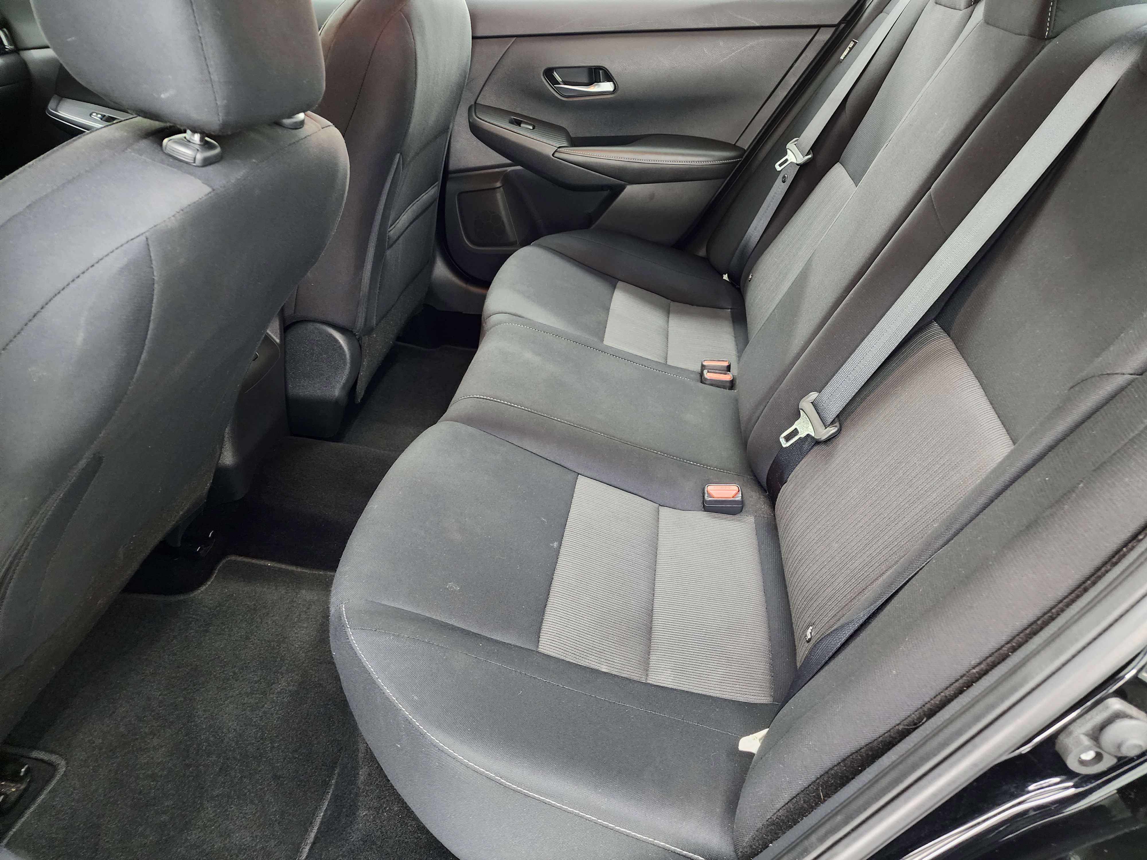 Used 2023 Nissan Sentra SV image 32