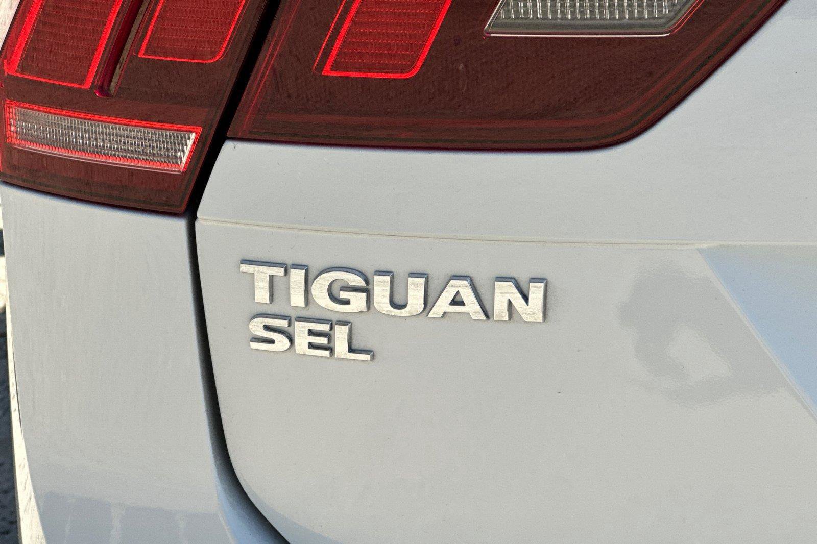 Used 2018 Volkswagen Tiguan SEL Premium AWD/4WD image 26